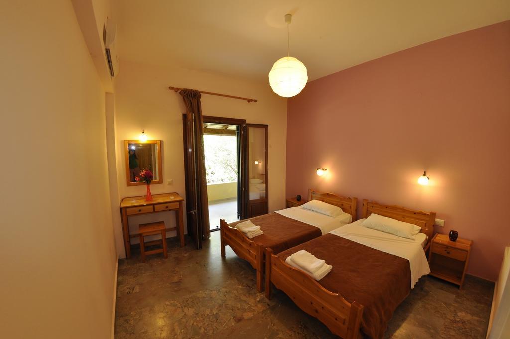 Magdalini Apartments อฟิโอนาส ภายนอก รูปภาพ